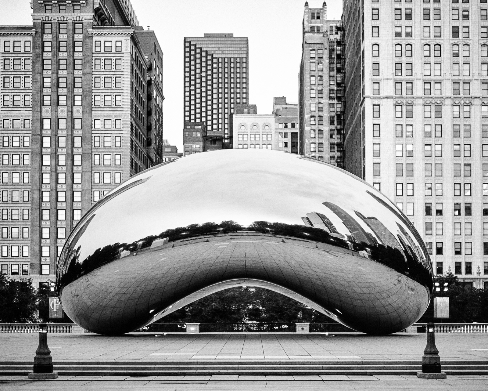 Cloud Gate in Millennium Park. Chicago, Illinois, USA (2016)